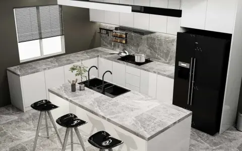 Moderna cocina blanca y gris claro con isla central, fregadero doble, taburetes negros y electrodomésticos de acero inoxidable.