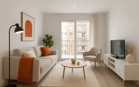 Salón moderno y luminoso. Sofá beige, mesa de centro, sillón, TV y planta. ¡Ideal para cuando pueda alquilar mi primera vivienda!